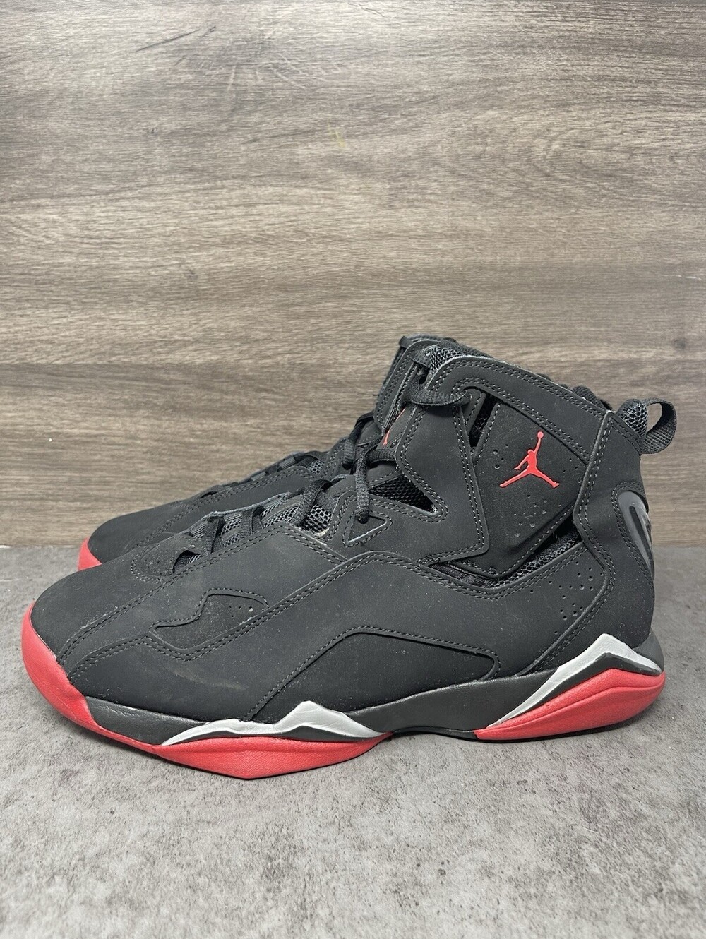 Air Jordan True Flight Size 11 Mens Black Gym Red Silver Basketball 342964-062